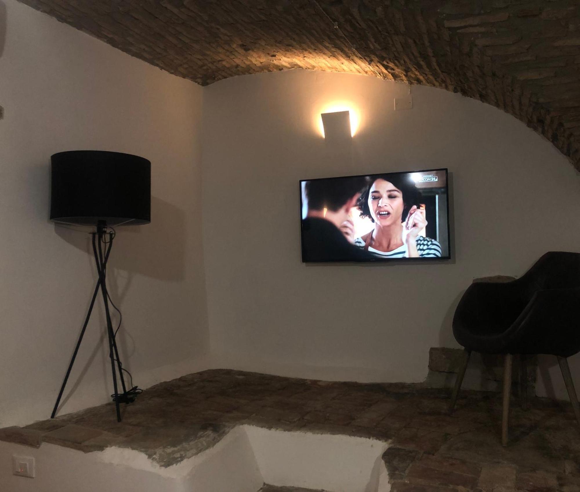 Ca' Del Borgo Hotel เวโนซา ภายนอก รูปภาพ