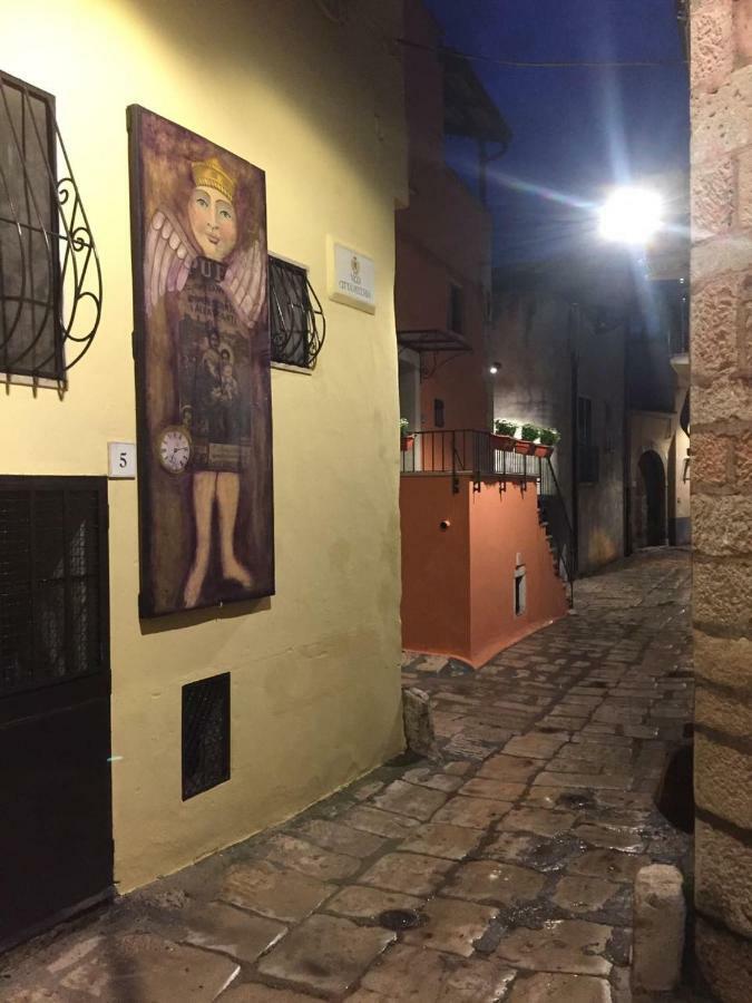 Ca' Del Borgo Hotel เวโนซา ภายนอก รูปภาพ