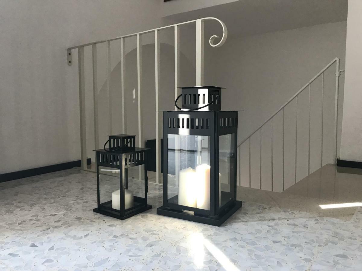 Ca' Del Borgo Hotel เวโนซา ภายนอก รูปภาพ